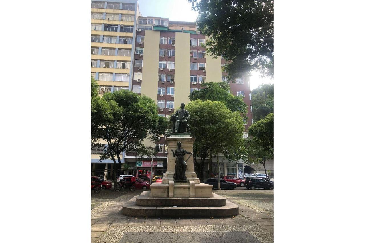 Copacabana Rua Tranquila E Arborizada Perto De Tudo Posto 2 Rio de Janeiro Extérieur photo
